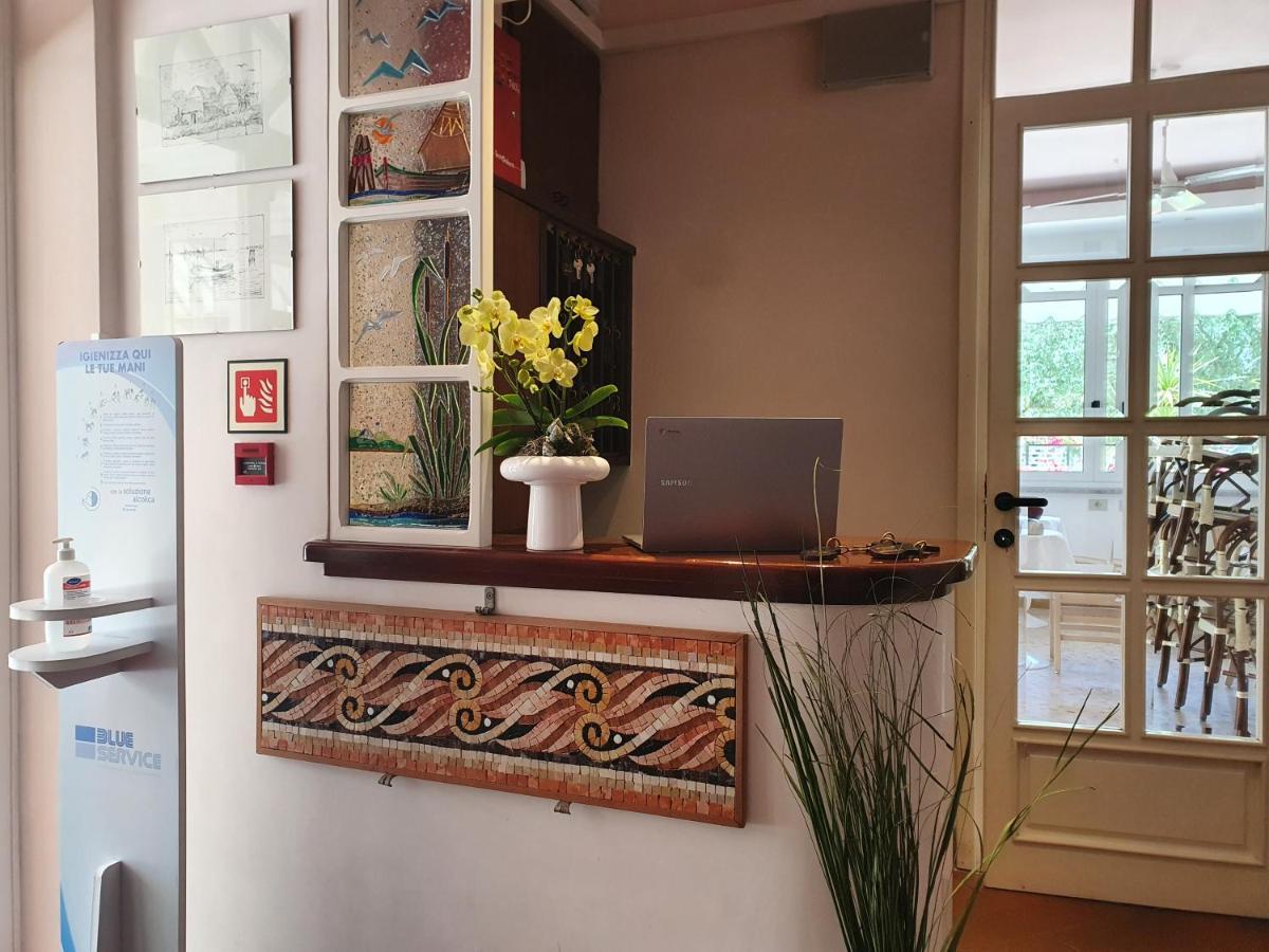 Mirella-nuova Gestione Hotel 3*