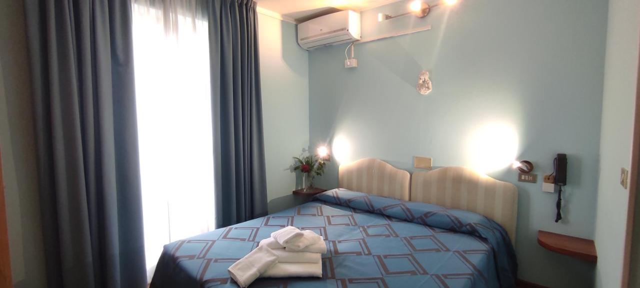 Mirella-nuova Gestione 3*