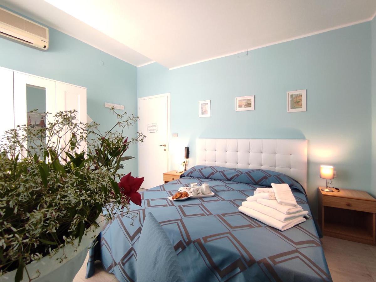 Mirella-nuova Gestione Hotel 3*